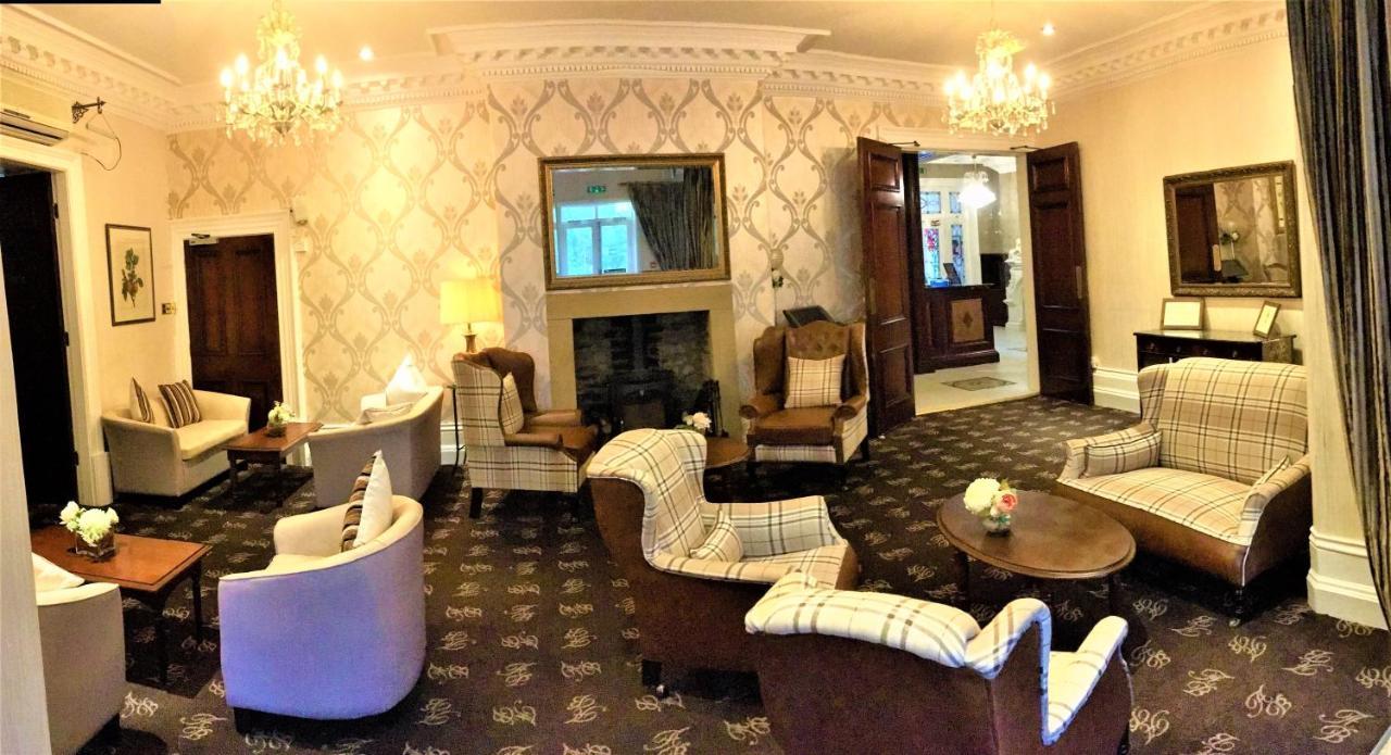 Astley Bank Hotel Darwen Eksteriør bilde